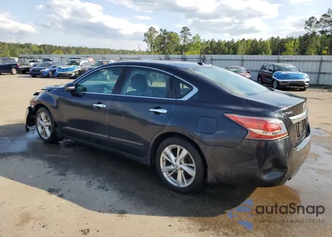 2015 Nissan Altima 2.5 из США, поврежденный, VIN 1N4AL3AP3FN922336